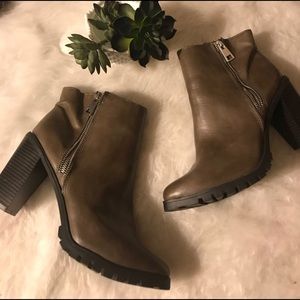 Mossimo Boots